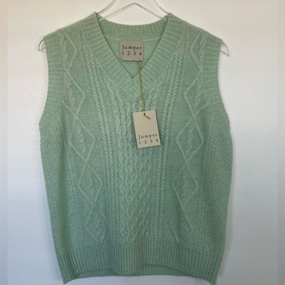 Jumper1234 cable knit cashmere tank vest
